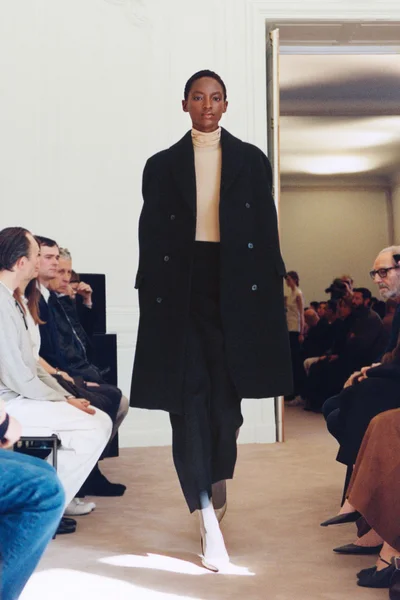 Look 11